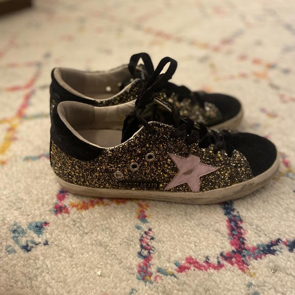  Deluxe Brand, Black Gold and Black Glitter with Pink Star Low Top
